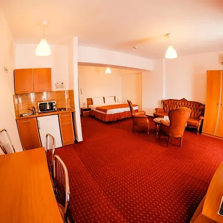 Апартаменти West Gate Бухарест