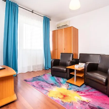 West Gate * Бухарест