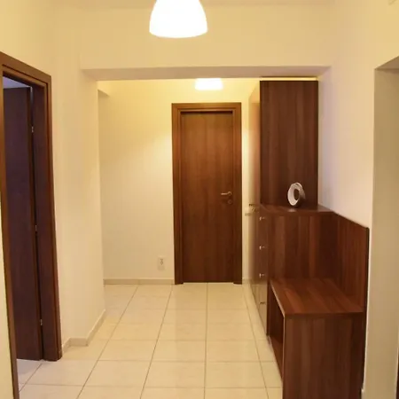 West Gate * Бухарест