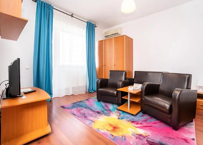 West Gate * ブカレスト