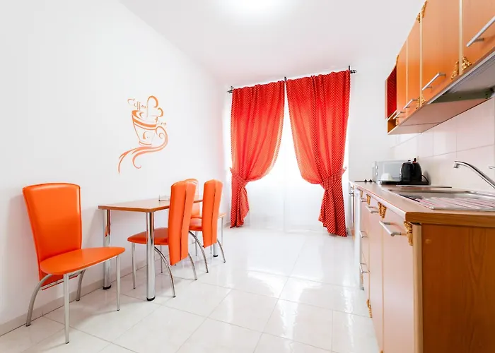 West Gate * Bucarest