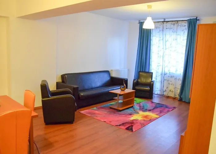 West Gate ブカレスト